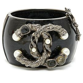 Chanel 15B MANSCHETTE CC SCHWARZE EMAILLE Silber