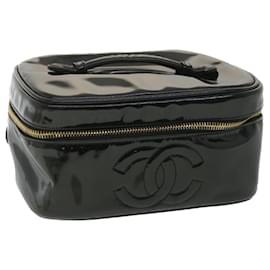 Chanel-CHANEL Vanity Cosmetic Pouch Patent Leather Black CC Auth jk2986-Black