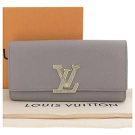 Louis Vuitton-Louis Vuitton Capucines-Grey