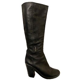 Prada hochhackige Stiefel Schwarz