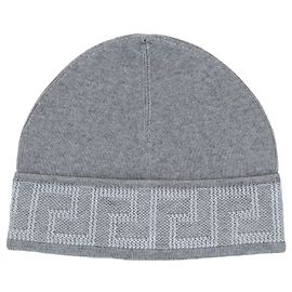 Gorro con estampado de Greca de Versace Gris