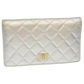Chanel-CHANEL Matelasse Long Wallet Lamb Skin Silver CC Auth 35118a-Silvery