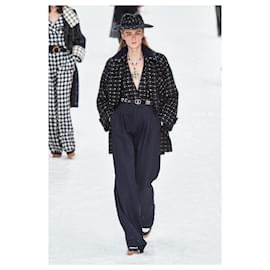 Chanel-2019 Fall Runway Tweed Coat-Black
