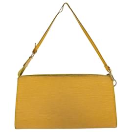 Louis Vuitton-LOUIS VUITTON Epi Pochette Accessoires Pouch Yellow M52989 LV Auth 34329-Yellow