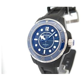 Chanel-Chanel J watch12 NAVY H2561 automatic 38 MM CERAMIC BLUE WATCH-Blue