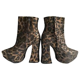 Vivienne Westwood-botas de tornozelo-Estampa de leopardo