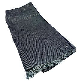 Yves Saint Laurent Fular gris de Yves-Saint-Laurent Gris