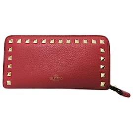 Valentino Garavani Rockstud Red