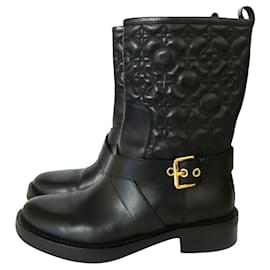 Louis Vuitton-Louis Vuitton Monogram Embossed boots-Black