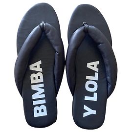Bimba & Lola Bimba Y Lola T schwarze Leder-Flip-Flops oder Flip-Flops. 41 Schwarz Weiß