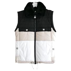 Chanel-Chanel Sport line 2005 Fur Collar Sleeveless Puffer Jacket-Black,Beige,Cream