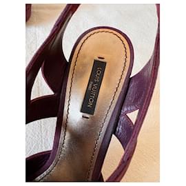 Louis Vuitton-Des sandales-Violet