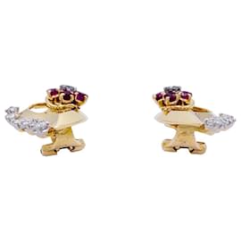inconnue-VINTAGE earrings, "Leaves", Rose gold, diamants, ruby.-Other