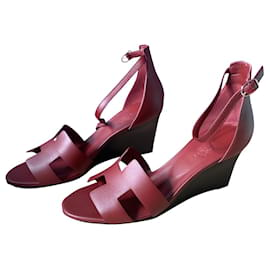 Hermès-New Hermès Legend sandals 40-Dark red