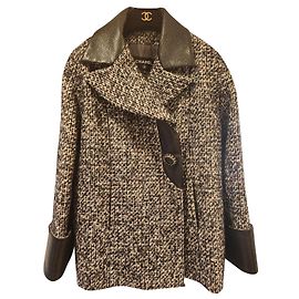 Chanel coat Black Eggshell Prune