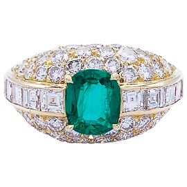 inconnue Yellow gold ring, cushion emerald and diamond pave. Other