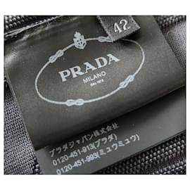 Prada-Prada Fall 2018 Vestido ajustado con logo-Negro