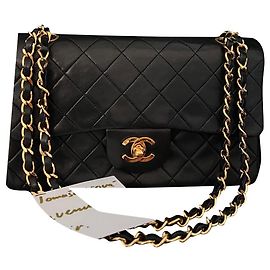 Patta foderata Chanel Vinatage Nero Gold hardware