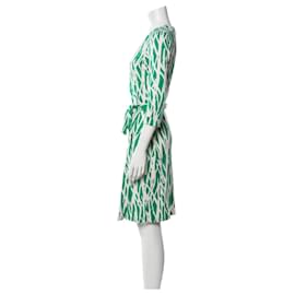 Diane Von Furstenberg-DvF New Julian robe portefeuille en soie, tirage limité "Twig"-Blanc,Vert