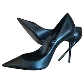 Saint Laurent-Zoe-Black