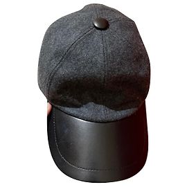 Minelli Grey Cap Leather and Wool Multiple colors