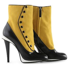 Fendi-Fendi Wool And Leather Victorian Buttoned Ankle Boots-Yellow