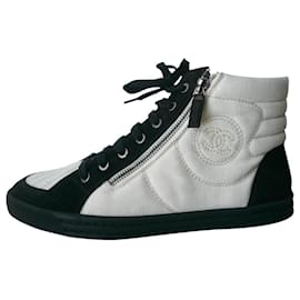 Chanel-CHANEL New beige and black sneakers T41-Multiple colors
