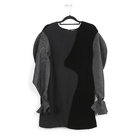 Rejina Pyo Schwarzer Samt/Krepp 3Minikleid mit D-Ärmeln Schwarz