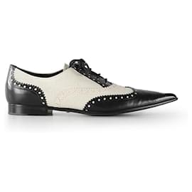 Gucci-Gucci Black & White Leather Pointed Toe Lace-Up Brogues-Multiple colors