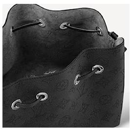 Louis Vuitton-LV Bella Mahina leather-Black