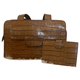 Yves Saint Laurent Handbag Caramel Leather with Wallet Caramel