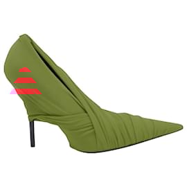 Balenciaga-Balenciaga Stretch Fabric Pointed Toe Pumps in Red Polyester-Red