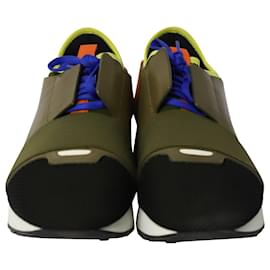 Balenciaga-Balenciaga Race Runner Sneaker aus khakifarbenem Leder-Grün,Khaki