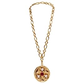 Chanel-Chanel Colar Chanel Com Medalhão-Dourado