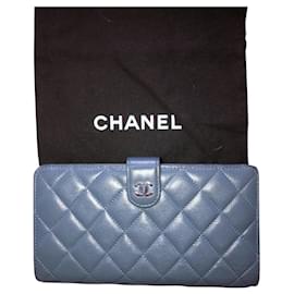 Chanel-portafogli-Blu