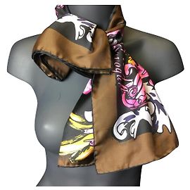 PRADA - LENÇO Coleção Barroca - 90x90 CM - 100% soie Multicor