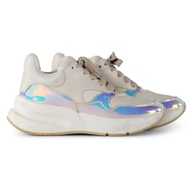 Alexander Mcqueen-Alexander Mcqueen Leather And Holographic Lace-Up Platform Sneakers-White