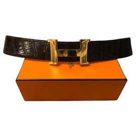 Cinto Hermès em couro de crocodilo chocolate Chocolate