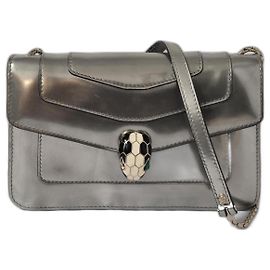 Bulgari Bolsa Clutch Serpenti com alça de corrente Hardware prateado