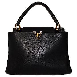 BORSA CAPUCINES LOUIS VUITTON TAURILLON IN PELLE Nero