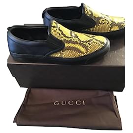 Gucci Python leather  mens shoes Black Yellow
