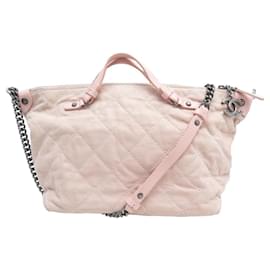 Chanel-NEW CHANEL HANDBAG IN PINK LEATHER QUILTED BANDOULIERE PURSE HAND BAG-Pink