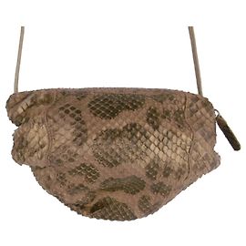 Autre Marque Sac à bandoulière en python Carlos Falchi Marron