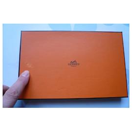 Hermès-HERMES Black leather wallet very good condition-Black
