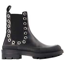 Alexander Mcqueen-Tread Slick Ankle Boots - Alexander Mcqueen - Black/White - Leather-Black