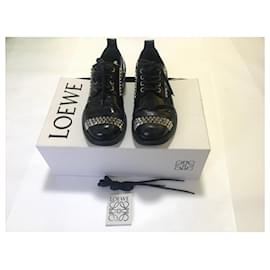 Loewe-Loewe Pyramid Studs Leather Derby Shoes-Black