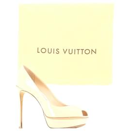 Louis Vuitton-Escarpins-Rose