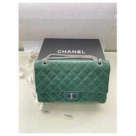 Chanel-Chanel Mademoiselle Classique-Vert