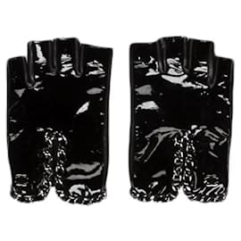 Chanel-Chanel Black Patent Leather Fingerless Gloves with Silver Chain Link trim-Black