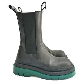 Bottega Veneta Botas Neumáticas Suela Verde Negro